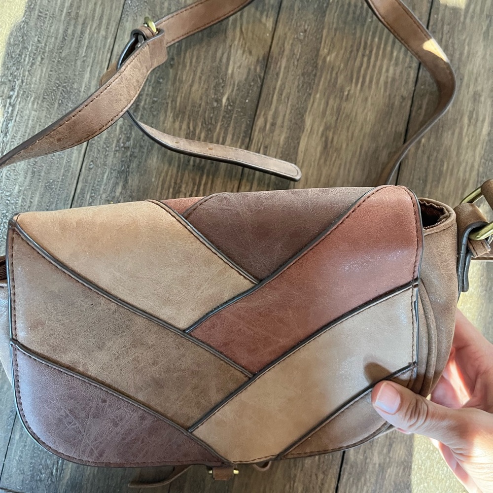 Merona patch brown purse - Picture 2 of 9